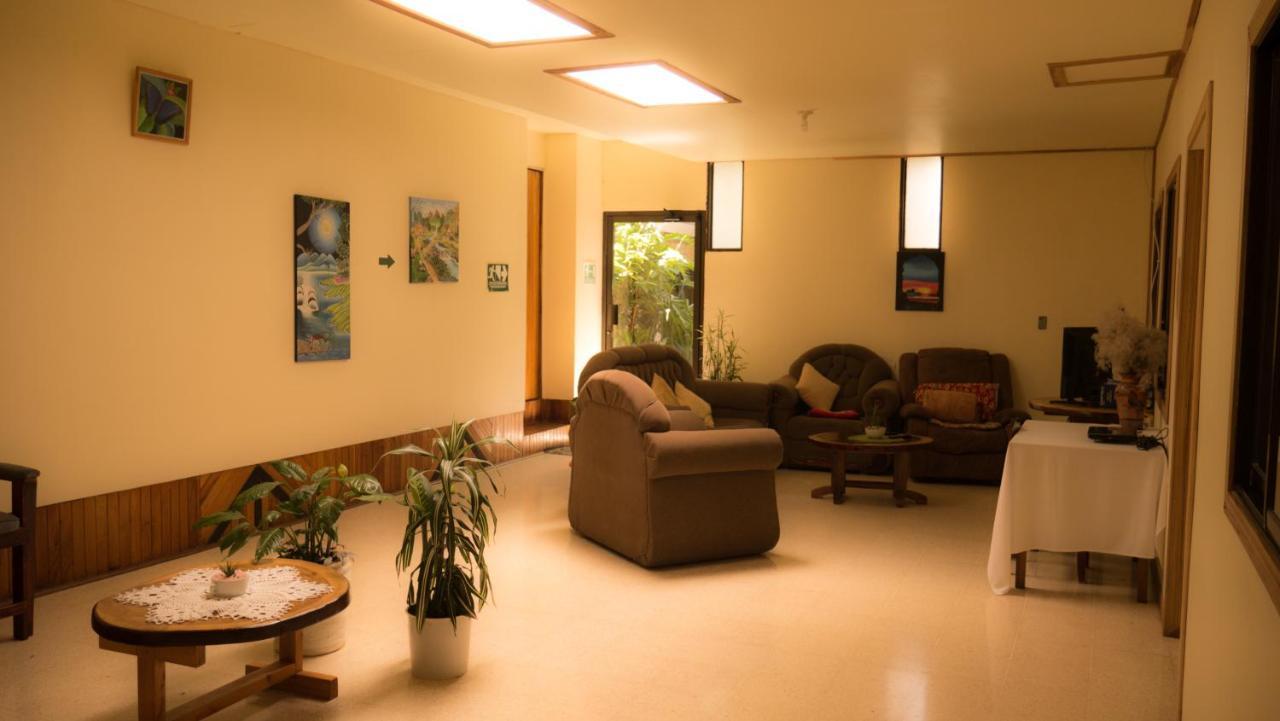 Monte Los Lirios Lodge Monteverde Bagian luar foto